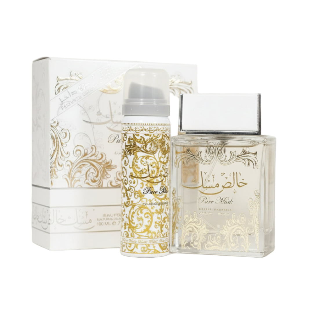 Pure Musk Lattafa edp botol emas putih latar polos sudut sisi dekat